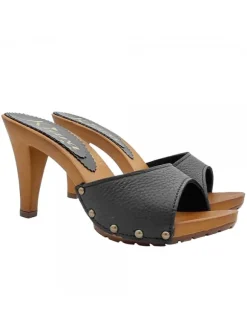 BLACK CLOGS IN TUMBLED LEATHER WITH HEEL 9