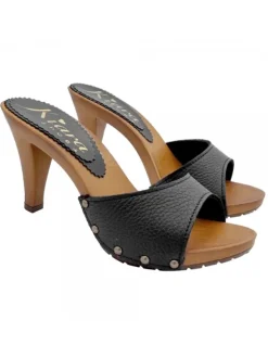 BLACK CLOGS IN TUMBLED LEATHER WITH HEEL 9