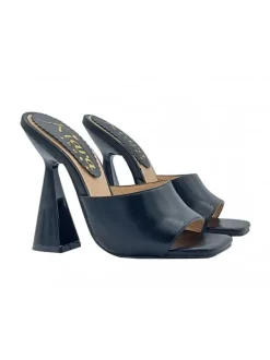 BLACK SANDALS WITH PYRAMID HEEL AND SQUARE TOE