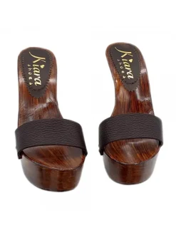 BROWN CLOGS IN LEATHER