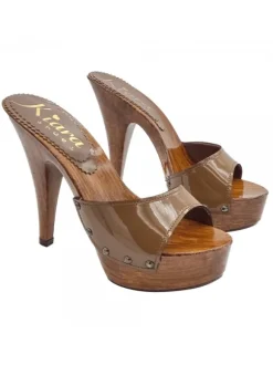 BROWN PATENT LEATHER CLOGS WITH HIGH HEEL