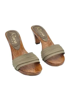 COLOR TAUPE CLOGS WITH COMFORTABLE HEEL