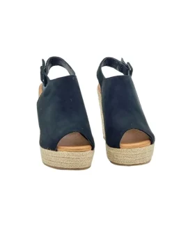 COMFORTABLE BLACK OPEN TOE WEDGES WITH STRAP