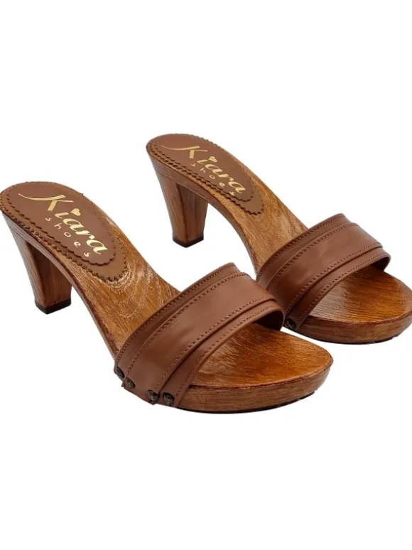 COMFORTABLE BROWN LEATHER CLOGS WITH HEEL 8