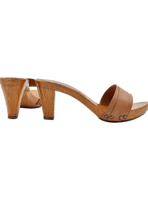 COMFORTABLE BROWN LEATHER CLOGS WITH HEEL 8