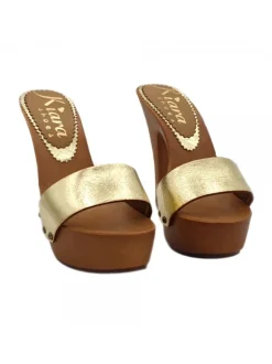 GOLDEN CLOGS IN LEATHER