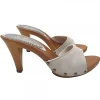 ICE COLOURED HEEL CLOGS IN SUEDE