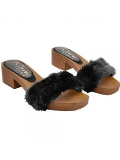 LOW CLOGS WITH BLACK FUR