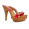 RED STUDS CLOGS