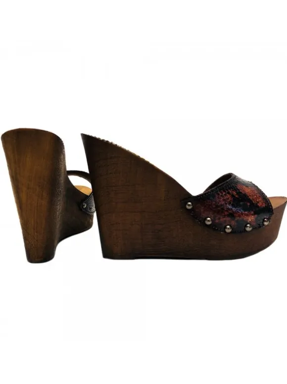 WEDGE CLOGS IN HAZEL PYTHON LEATHER