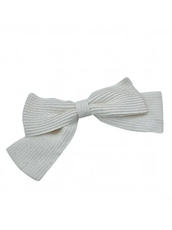 WHITE BOW WITH PIN