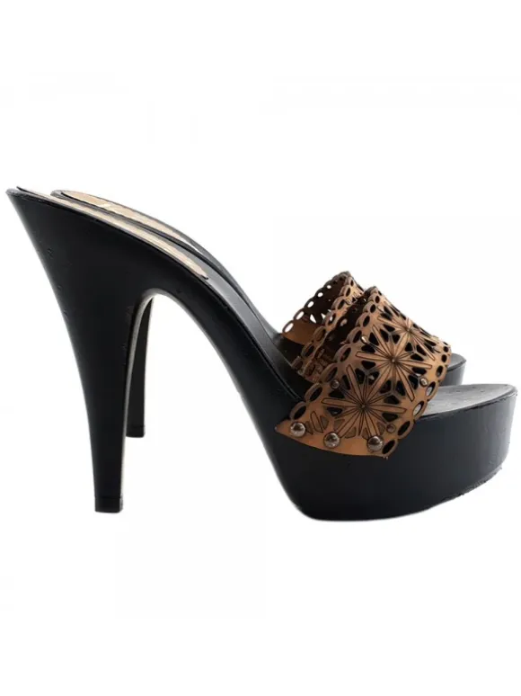 WOMAN LEATHER CLOGS